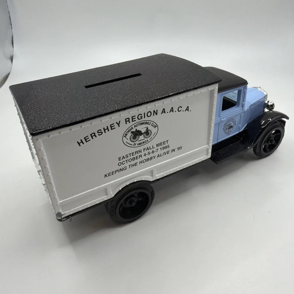 ERTL 1931 Hawkeye Motor Truck Bank Hershey Region AACA 40th Anniv 1:34 ‎ MIB